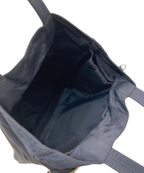 ANYA HINDMARCH（アニヤ・ハインドマーチ）ANYA HINDMARCH (アニヤ・ハインドマーチ) マルチポケットナイロントートバッグ ネイビーの古着・服飾アイテム