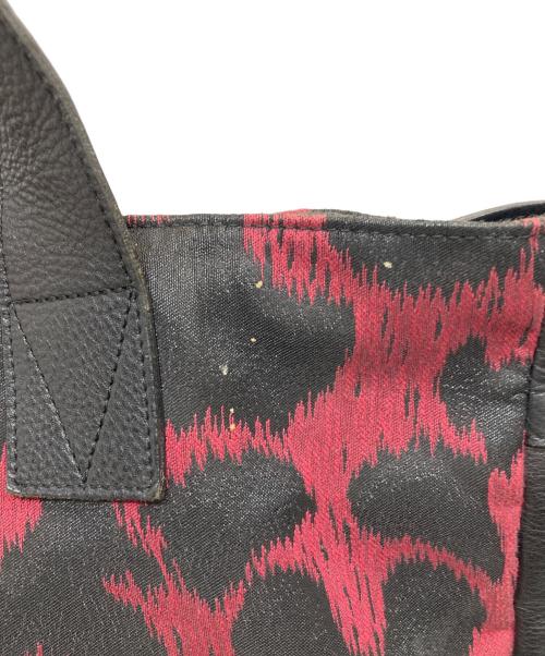 Vivienne Westwood（ヴィヴィアンウエストウッド）Vivienne Westwood (ヴィヴィアンウエストウッド) レザートートバッグ レッド×ブラックの古着・服飾アイテム