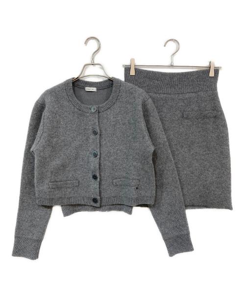 FRAY ID（フレイ アイディー）FRAY ID (フレイ アイディー) ラクーンニットセットアップ グレー サイズ:Fの古着・服飾アイテム