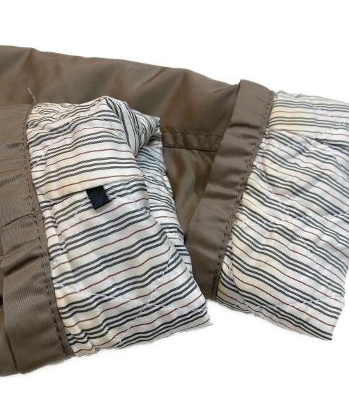 BURBERRY（バーバリー）BURBERRY (バーバリー) 裏ノヴァチェック ファー付き中綿コート ベージュ サイズ:SIZE Mの古着・服飾アイテム