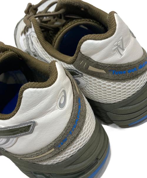 asics（アシックス）asics (アシックス) GEL-DS TRAINER 14 Temptation Vacation ホワイト×カーキ サイズ:27.0cmの古着・服飾アイテム