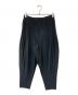 HOMME PLISSE ISSEY MIYAKE（オム プリッセ イッセイ ミヤケ）の古着「プリーツテーパードパンツ」｜ブラック