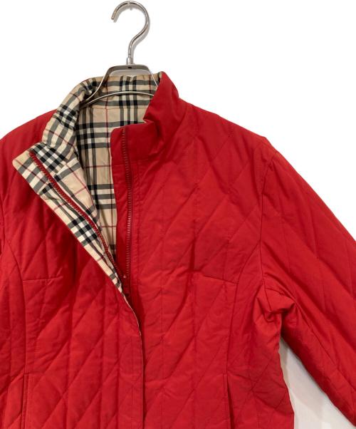 BURBERRY LONDON（バーバリーロンドン）BURBERRY LONDON (バーバリーロンドン) 裏ノヴァチェックキルティングジャケット レッド×ベージュ サイズ:40の古着・服飾アイテム