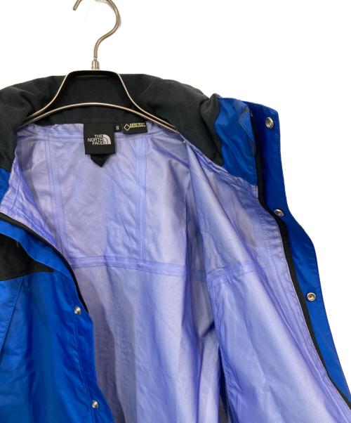 THE NORTH FACE（ザ ノース フェイス）THE NORTH FACE (ザ ノース フェイス) MOUNTAIN RAINTEX Jacket/マウンテンレインテックスジャケット ブラック×ブルー サイズ:SIZE Sの古着・服飾アイテム