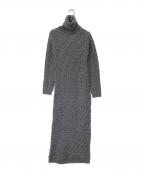 MaxMaraマックスマーラ）の古着「カシミヤ混 ウール タートルネック ニットワンピース」｜グレー