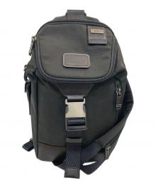 TUMI（トゥミ）の古着「Woodland Sling Bag 2 In 1」｜ブラック