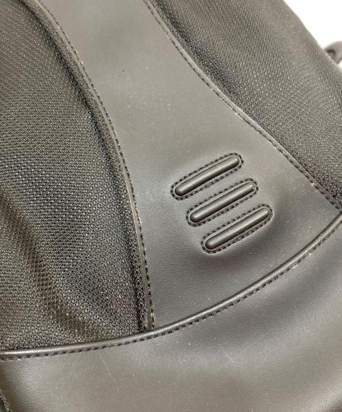 TUMI（トゥミ）TUMI (トゥミ) ショルダーバッグ ブラックの古着・服飾アイテム