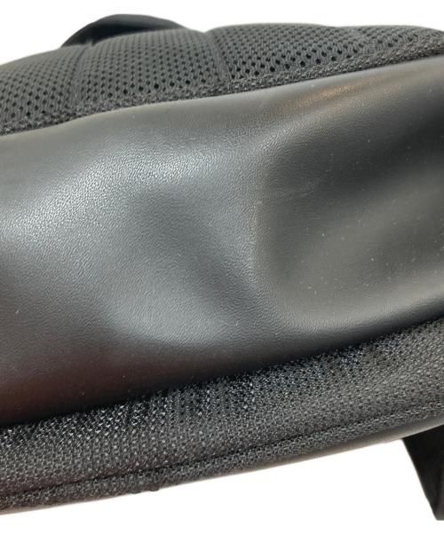 TUMI（トゥミ）TUMI (トゥミ) ショルダーバッグ ブラックの古着・服飾アイテム