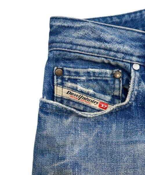 DIESEL（ディーゼル）DIESEL (ディーゼル) フレアデニムパンツ ブラック サイズ:SIZE 71cm (W28)の古着・服飾アイテム