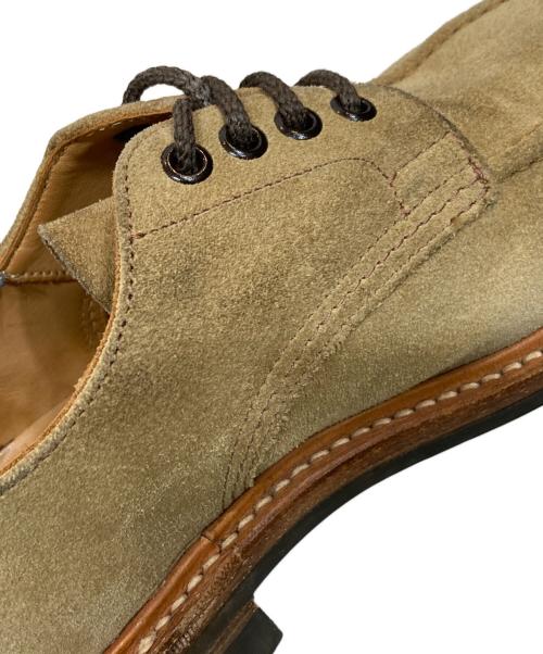 Tricker's（トリッカーズ）Tricker's (トリッカーズ) ハンドソーンダービーシューズ ベージュ サイズ:SIZE 8の古着・服飾アイテム