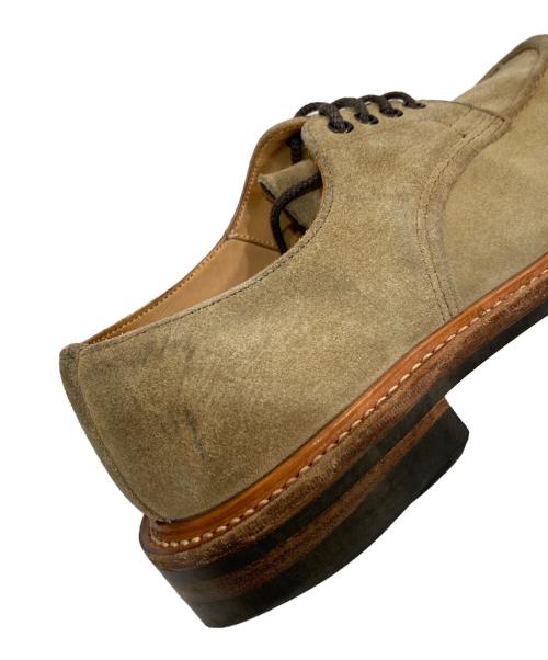 Tricker's（トリッカーズ）Tricker's (トリッカーズ) ハンドソーンダービーシューズ ベージュ サイズ:SIZE 8の古着・服飾アイテム