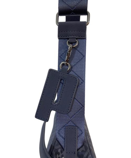 PUMA（プーマ）PUMA (プーマ) SENSE ROAD TO UNITY スモール グリップ バッグ ネイビーの古着・服飾アイテム