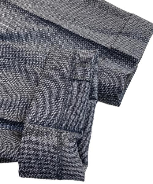 TAGLIATORE（タリアトーレ）TAGLIATORE (タリアトーレ) Brilla per il gusto (ブリッラ ペル イルグースト) ウール2Bセットアップ グレー サイズ:46/7 Rの古着・服飾アイテム