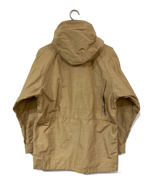 SIERRA DESIGNS（シエラデザインズ）SIERRA DESIGNS (シエラデザインズ) マウンテンパーカー ベージュ サイズ:Mの古着・服飾アイテム