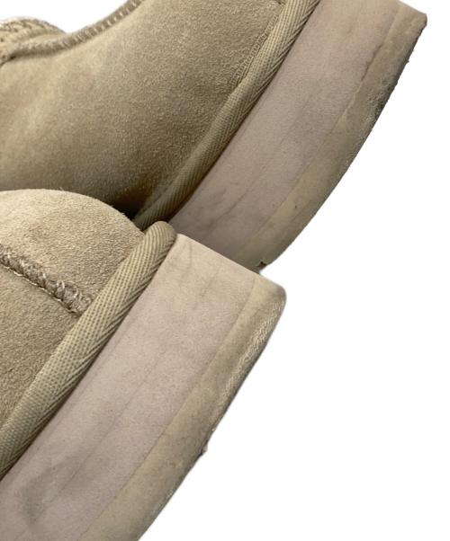 UGG（アグ）UGG (アグ) スウェードシューズ ベージュ サイズ:23㎝の古着・服飾アイテム