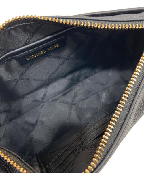 MICHAEL KORS（マイケル・コース）MICHAEL KORS (マイケル・コース) ショルダーバッグ ブラックの古着・服飾アイテム