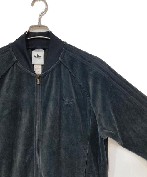 adidas（アディダス）adidas (アディダス) SST アディカラー ベロア トラックトップ トラックジャケット ブラック サイズ:2XLの古着・服飾アイテム