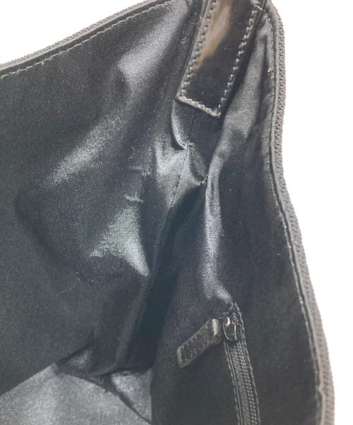 GUCCI（グッチ）GUCCI (グッチ) ワンショルダーバッグ ブラックの古着・服飾アイテム