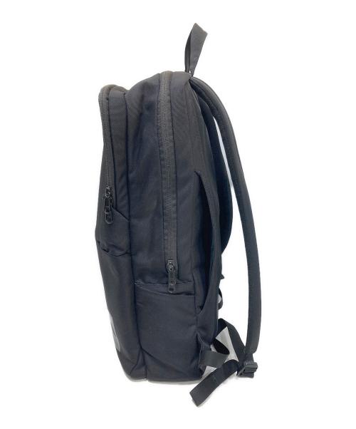 THE NORTH FACE（ザ ノース フェイス）THE NORTH FACE (ザ ノース フェイス) Shuttle DAYPACK Slim/シャトルデイパックスリム ブラックの古着・服飾アイテム