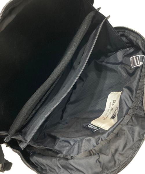 THE NORTH FACE（ザ ノース フェイス）THE NORTH FACE (ザ ノース フェイス) Shuttle DAYPACK Slim/シャトルデイパックスリム ブラックの古着・服飾アイテム