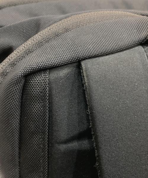 THE NORTH FACE（ザ ノース フェイス）THE NORTH FACE (ザ ノース フェイス) Shuttle DAYPACK Slim/シャトルデイパックスリム ブラックの古着・服飾アイテム