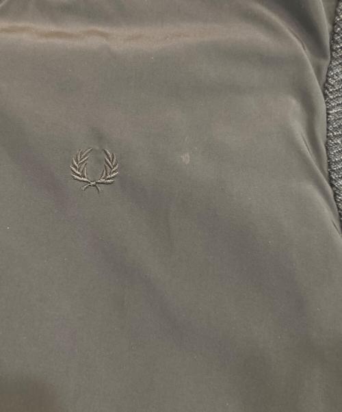 FRED PERRY（フレッドペリー）FRED PERRY (フレッドペリー) TEXTURE MIX BOMBER NECK KNIT JACKET/テクスチャーミックスボンバーネックニットジャケット ブラック サイズ:SIZE Lの古着・服飾アイテム