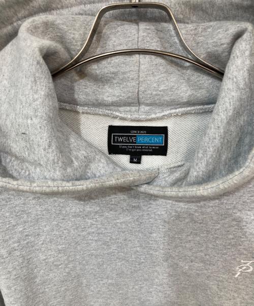 TWELVEPERCENT（トゥエルブパーセント）TWELVEPERCENT (トゥエルブパーセント) プルオーバーパーカー グレー サイズ:Mの古着・服飾アイテム