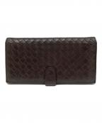 BOTTEGA VENETAボッテガベネタ）の古着「イントレチャート長財布」｜ブラウン