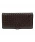 BOTTEGA VENETA（ボッテガベネタ）の古着「イントレチャート長財布」｜ブラウン