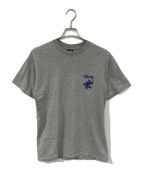 stussy（ステューシー）stussy (ステューシー) SURF MAN TEE グレー サイズ:SIZE Mの古着・服飾アイテム