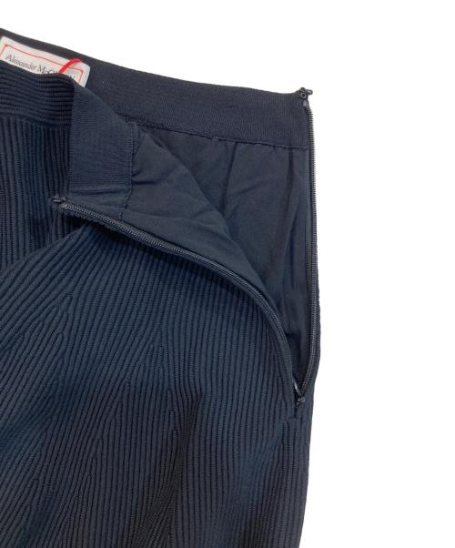 ALEXANDER McQUEEN（アレキサンダーマックイーン）ALEXANDER McQUEEN (アレキサンダーマックイーン) ニットスカート ブラック サイズ:SIZE M 未使用品の古着・服飾アイテム