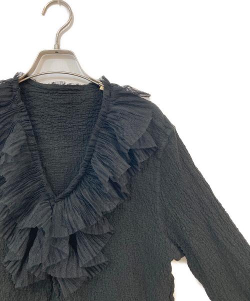 me ISSEY MIYAKE（ミーイッセイ ミヤケ）me ISSEY MIYAKE (ミーイッセイ ミヤケ) ランダムプリーツ フリル ボレロ ブラック サイズ:SIZE Freeの古着・服飾アイテム