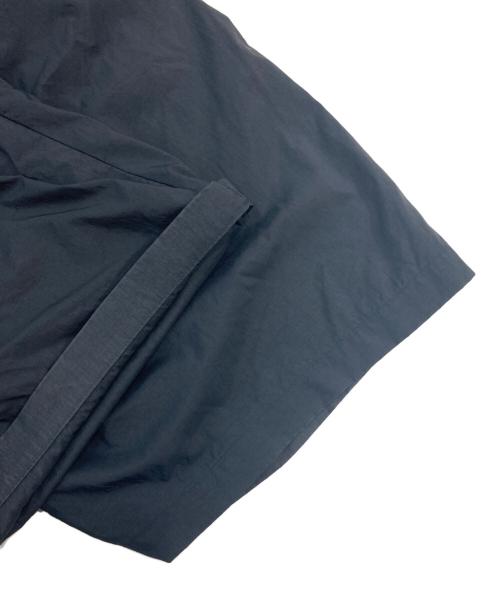 is-ness（イズネス）is-ness (イズネス) AMPHIBIOUS SHORTS ブラック サイズ:SIZE Lの古着・服飾アイテム