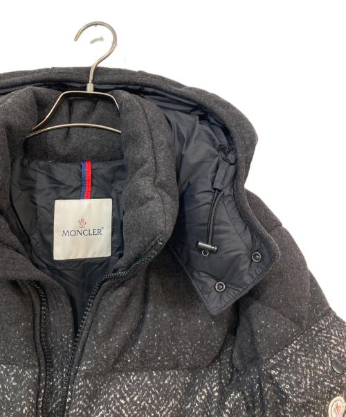 MONCLER（モンクレール）MONCLER (モンクレール) MONTGENEVREダウンジャケット グレー サイズ:4の古着・服飾アイテム