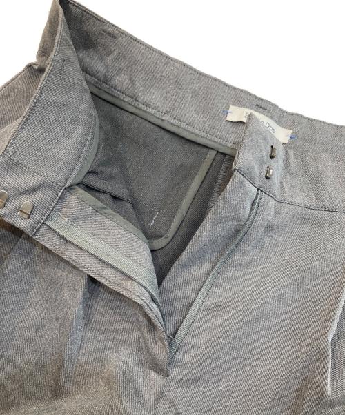 STUDIO DOE（スタジオドゥ）Studio DOE (スタジオドゥ) タックワイドパンツ グレー サイズ:SIZE S 未使用品の古着・服飾アイテム