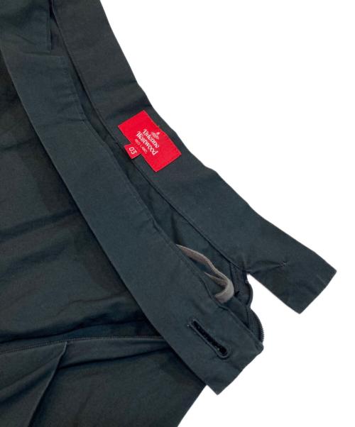 Vivienne Westwood RED LABEL（ヴィヴィアンウエストウッドレッドレーベル）Vivienne Westwood RED LABEL (ヴィヴィアンウエストウッドレッドレーベル) アシンメトリースカート ブラック サイズ:SIZE 03の古着・服飾アイテム