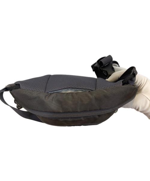 ARC'TERYX（アークテリクス）ARC'TERYX (アークテリクス) MANTIS 2 WAISTPACK グレーの古着・服飾アイテム