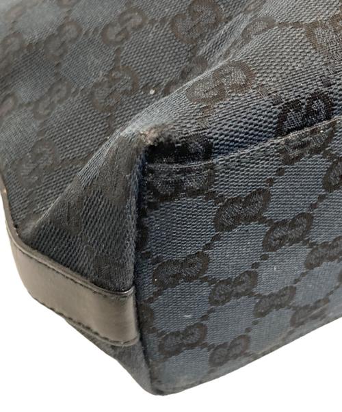 GUCCI（グッチ）GUCCI (グッチ) GGキャンバス ワンショルダーバッグ ブラックの古着・服飾アイテム