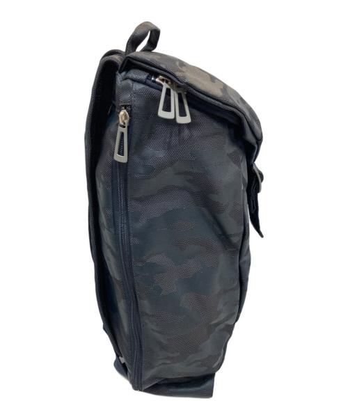 Calvin Klein（カルバンクライン）Calvin Klein (カルバンクライン) リュック グレーの古着・服飾アイテム