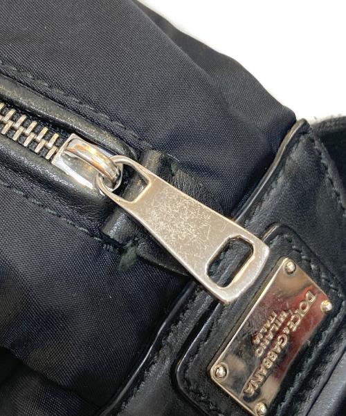 DOLCE & GABBANA（ドルチェ＆ガッバーナ）DOLCE & GABBANA (ドルチェ＆ガッバーナ) ナイロンショルダーバッグ ブラックの古着・服飾アイテム