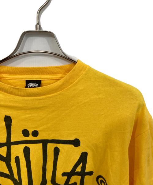 stussy（ステューシー）stussy (ステューシー) プリントTシャツ イエロー サイズ:SIZE Mの古着・服飾アイテム