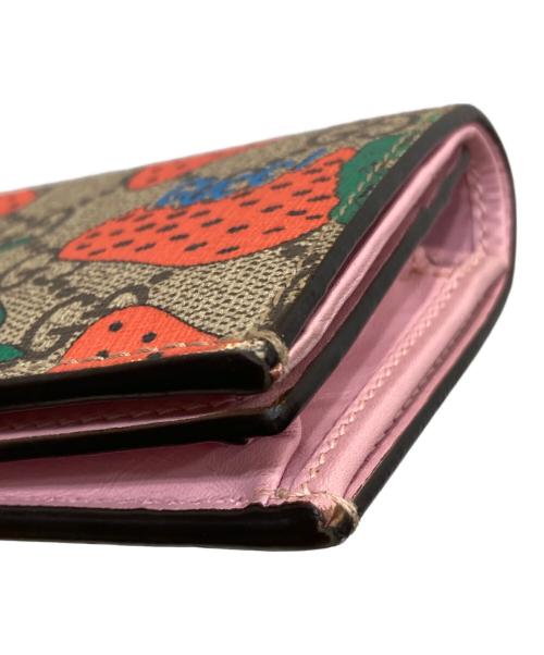 GUCCI（グッチ）GUCCI (グッチ) GGスプリーム イチゴ ブラウンの古着・服飾アイテム