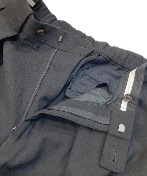 MARKWARE（マーカウェア）MARKWARE (マーカウェア) DOUBLE PLEATED TROUSERS/ダブル　プリーティッド　トラウザーズ ブラック サイズ:SIZE 2の古着・服飾アイテム