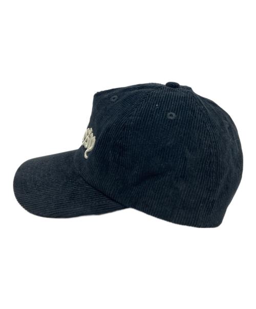 stussy（ステューシー）stussy (ステューシー) MID-DEPTH OLD ENGLISH SNAPBACK BLACK/ミッド デプス オールド イングリッシュ スナップバッグ ブラック ブラック サイズ:SIZE Freeの古着・服飾アイテム