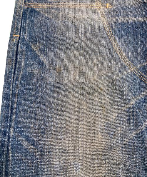 COMME des GARCONS JUNYA WATANABE MAN（コム デ ギャルソン ジュンヤ ワタナベ マン）COMME des GARCONS JUNYA WATANABE MAN (コム デ ギャルソン ジュンヤ ワタナベ マン) LEVI'S (リーバイス) ストレートデニムパンツ インディゴ サイズ:SIZE Sの古着・服飾アイテム