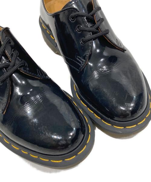Dr.Martens（ドクターマーチン）Dr.Martens (ドクターマーチン) エナメル３ホールシューズ ブラック サイズ:SIZE 22.5cmの古着・服飾アイテム