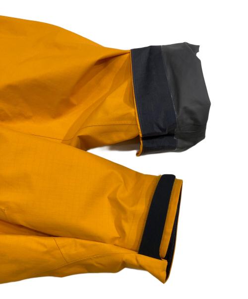 ARC'TERYX（アークテリクス）ARC'TERYX (アークテリクス) BETA SL JACKET/ベータ SL ジャケット オレンジ サイズ:SIZE Sの古着・服飾アイテム
