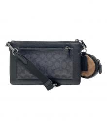 COACH（コーチ）の古着「ホールデン クロスボディ・ブロックド シグネチャー キャンバス」｜ブラック