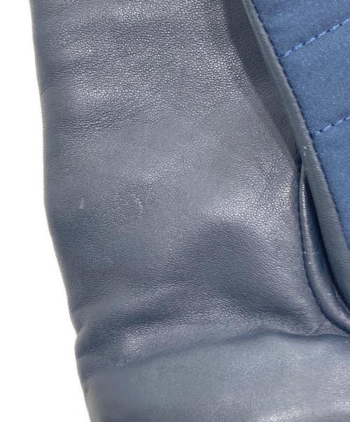 ARMANI EXCHANGE（アルマーニ エクスチェンジ）ARMANI EXCHANGE (アルマーニ エクスチェンジ) ラムレザーグローブ ネイビー サイズ:SIZE Freeの古着・服飾アイテム