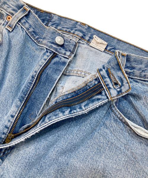 LEVI'S（リーバイス）LEVI'S (リーバイス) ５６０ COMFORT JEANS-MEDIUM STONE WASH/560 コンフォート ジーンズ ミディアム ストーン ウォッシュ インディゴ サイズ:SIZE W36×L34の古着・服飾アイテム